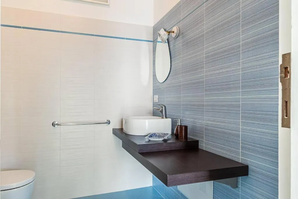 Relais Vittoriale - Gardone Riviera - By Host4U Διαμέρισμα Ιταλία