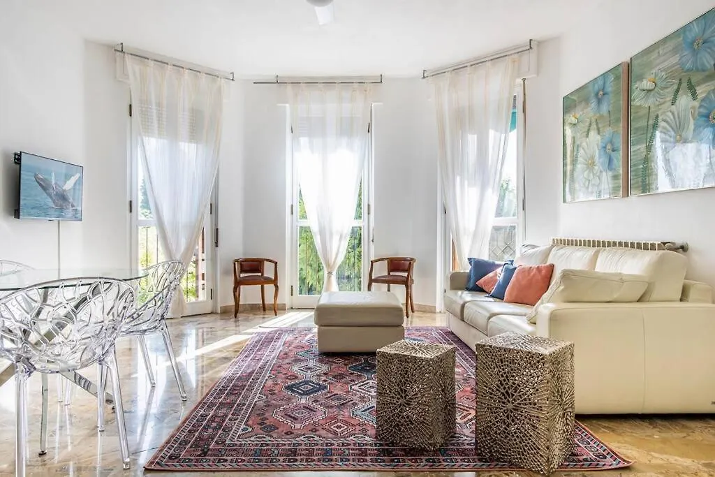 Relais Vittoriale - Gardone Riviera - By Host4U Διαμέρισμα Ιταλία