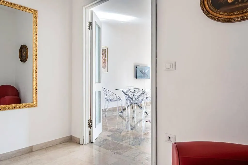 Relais Vittoriale - Gardone Riviera - By Host4U Διαμέρισμα